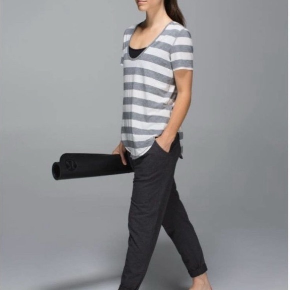 Lululemon Stress Less Datk Gray Pants - Picture 3 of 11